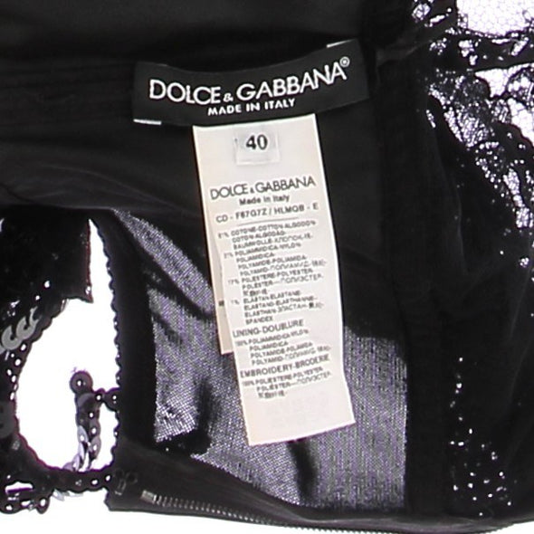 Robe noire à sequins