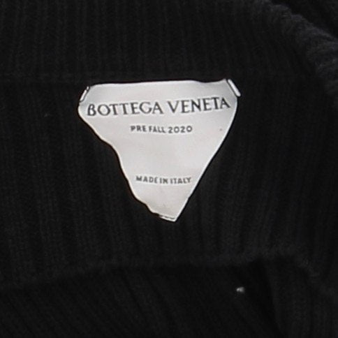 Robe en laine noire