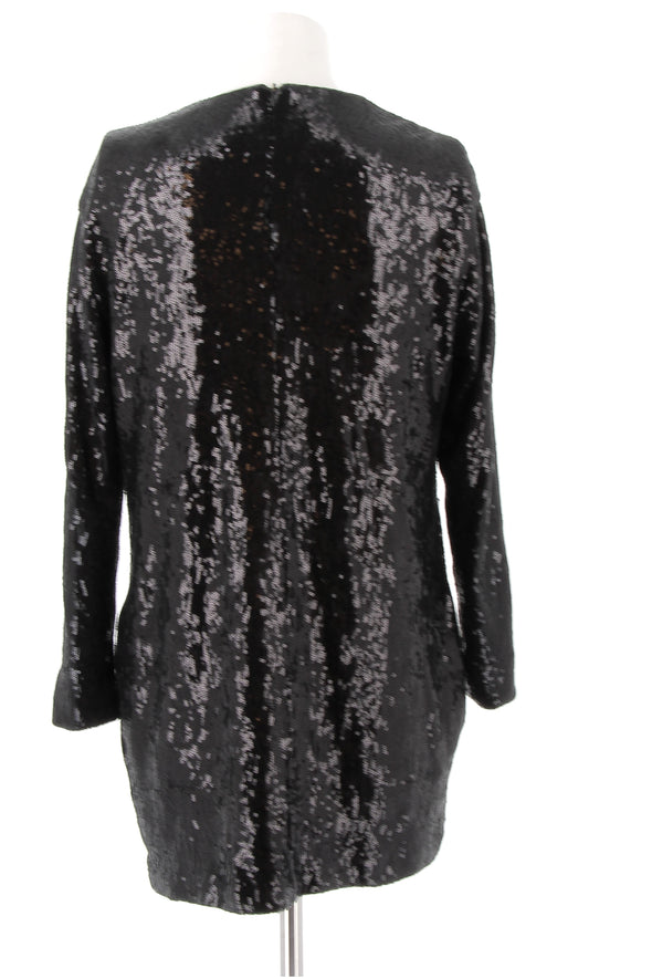 Robe noire à sequins