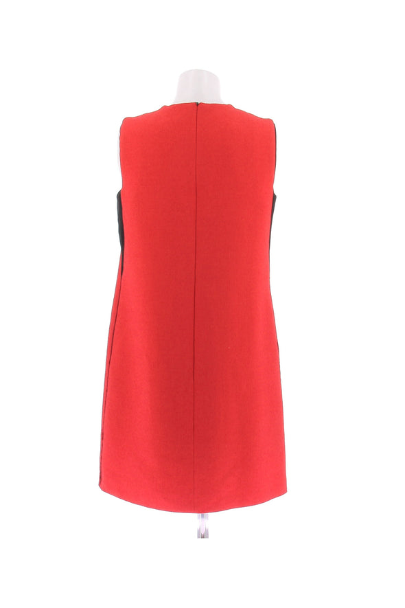 Robe en laine rouge