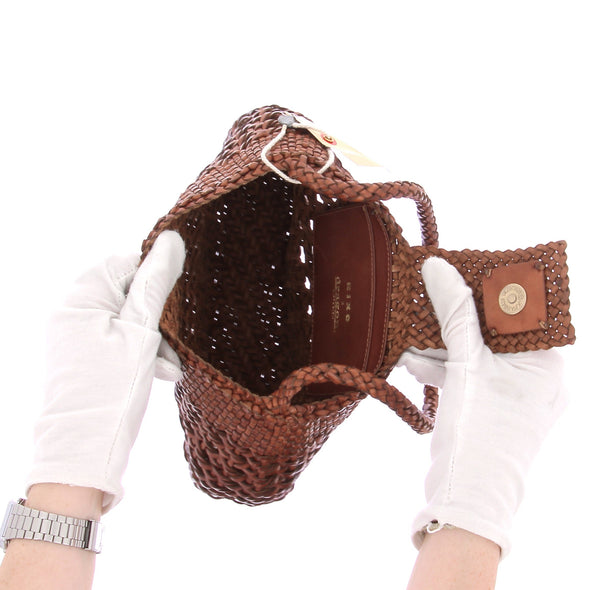 Sac "Amoria" marron en cuir tressé