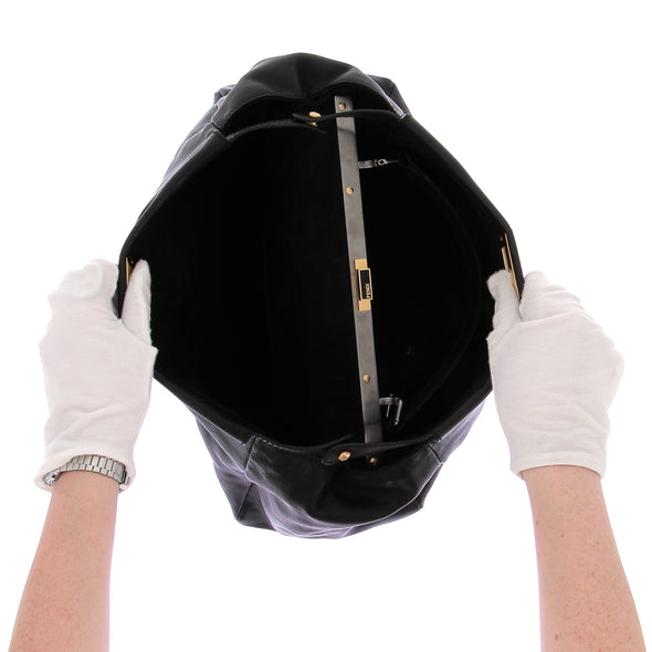 Sac à main noir "Peekaboo"
