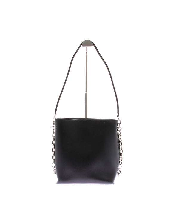 Sac en cuir et chaines