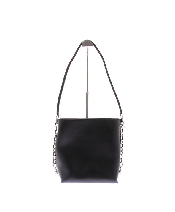 Sac en cuir et chaines