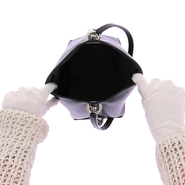 Sac en cuir et chaines