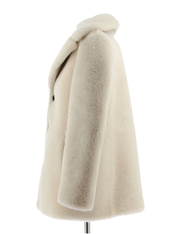 Manteau en mouton blanc