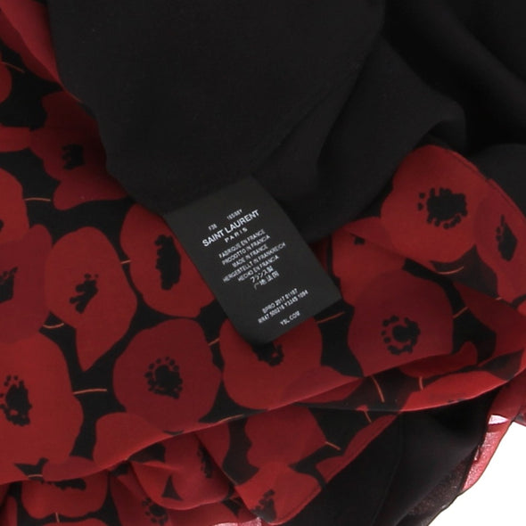 Robe asymétrique en soie rouge