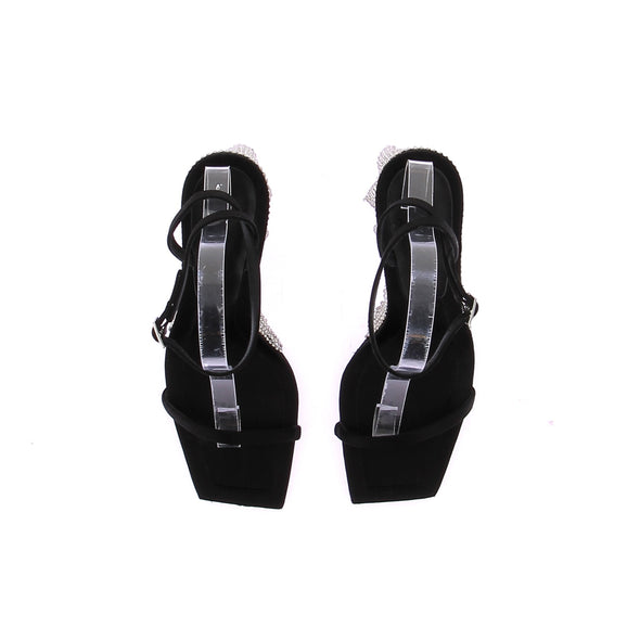 Sandales à talons en satin de soie