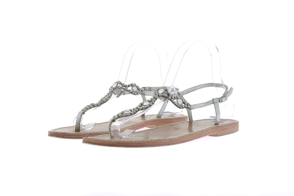 Sandales en cuir argenté orné de strass