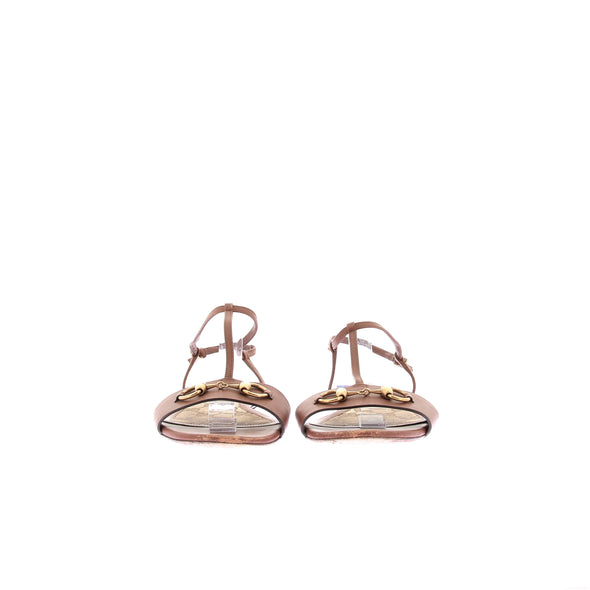 Sandales en cuir marron
