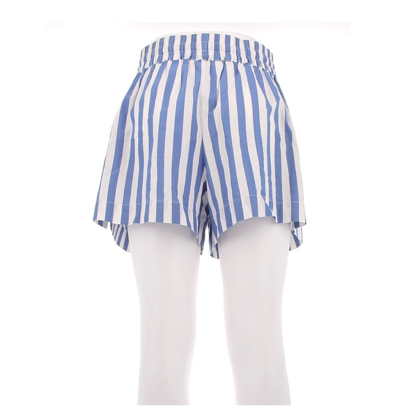 Short à rayures