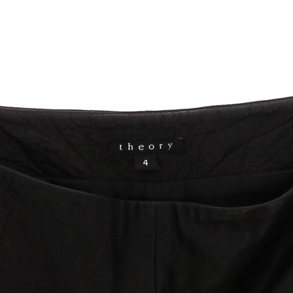Short en cuir