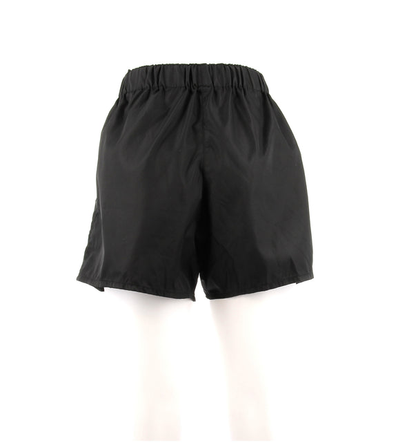 Short noir