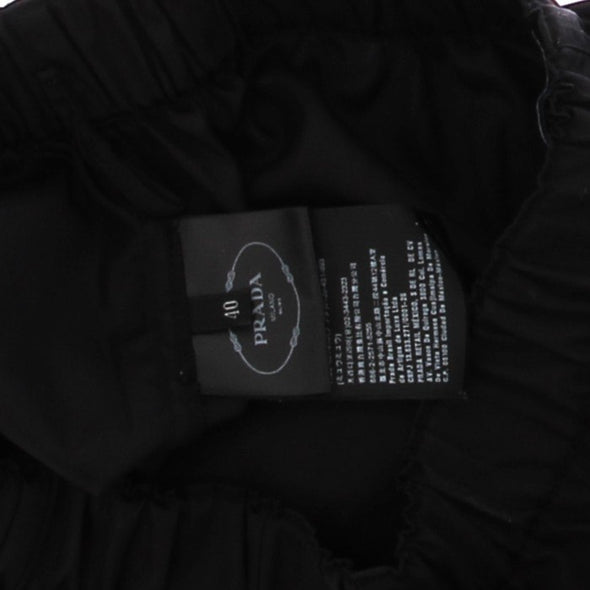 Short noir