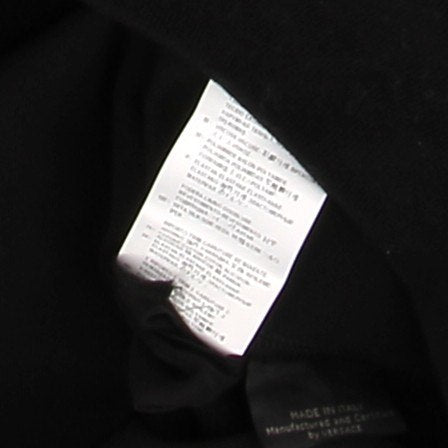 Sweatshirt noir cut-out au dos