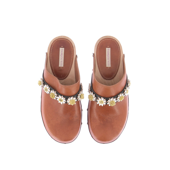 Sabots en cuir