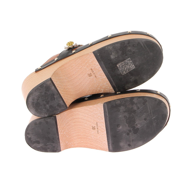 Sabots en cuir