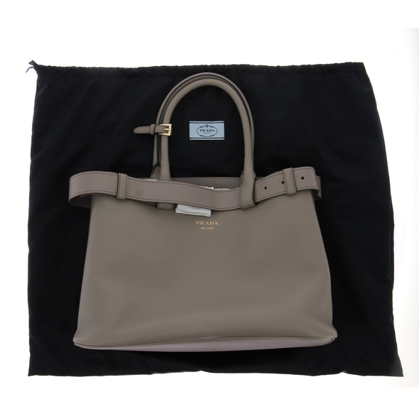 Sac cabas en cuir "Buckle"