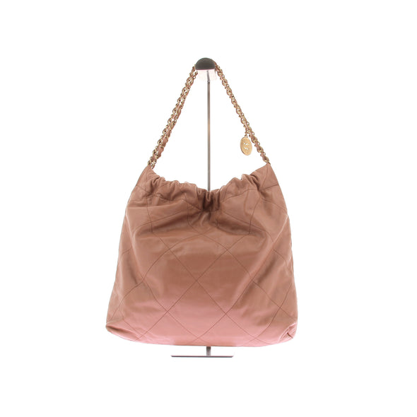 Sac porté épaule "Chanel 22"