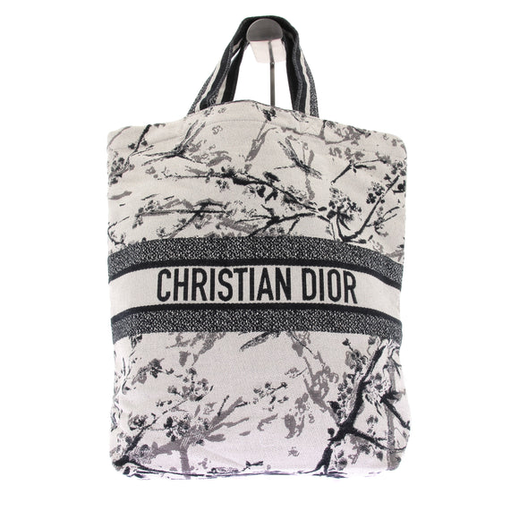 Tote bag en tissu noir et blanc