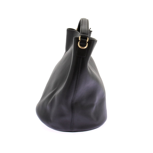 Sac seau en cuir noir