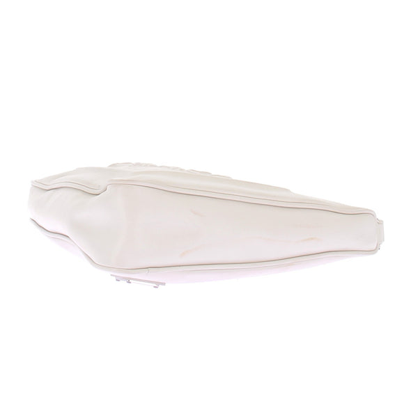 Sac à main en cuir triangulaire