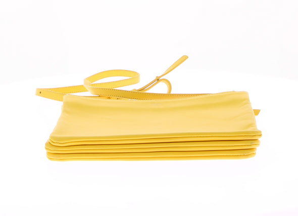 Sac à bandoulière en cuir jaune "Trio"