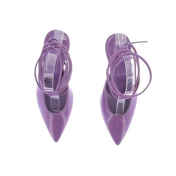 Sandales à talons violettes
