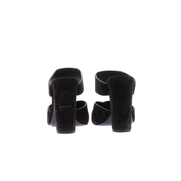 Sandales à talons noires