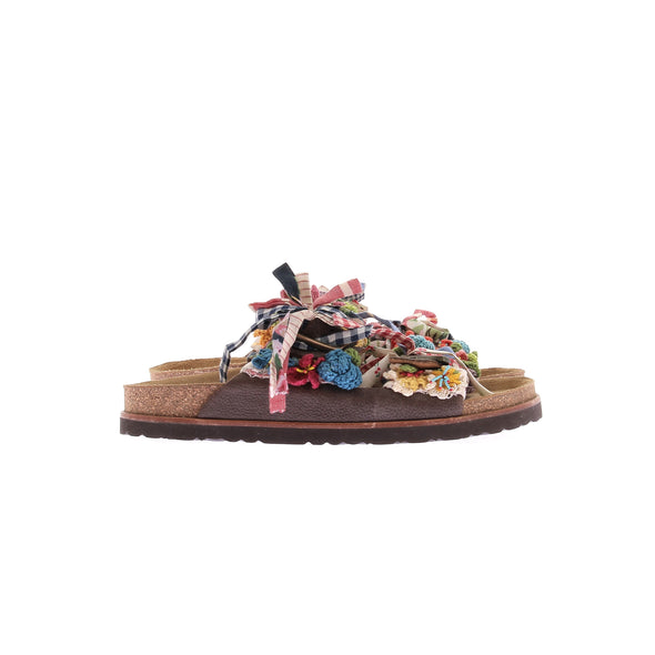Sandales avec broderies