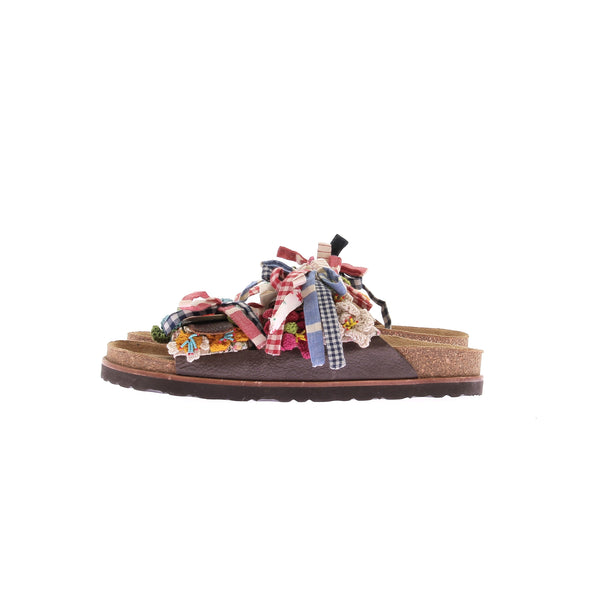 Sandales avec broderies