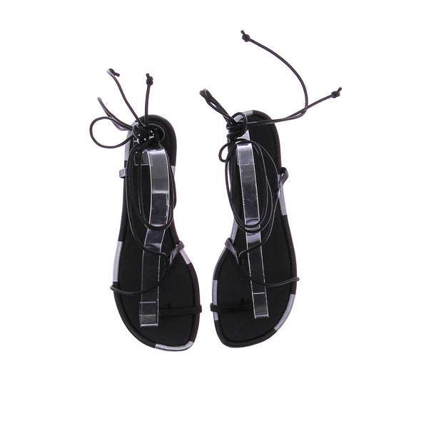 Sandales à lacets