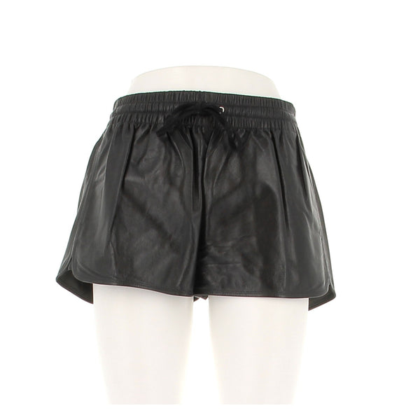 Short en cuir noir