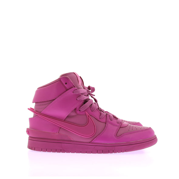 Sneakers "Dunk High Ambush" roses
