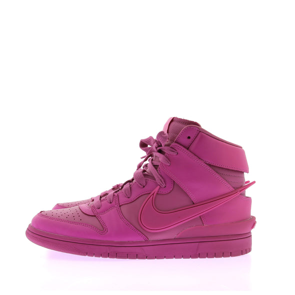 Sneakers "Dunk High Ambush" roses