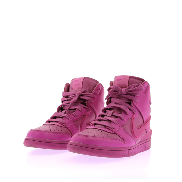 Sneakers "Dunk High Ambush" roses