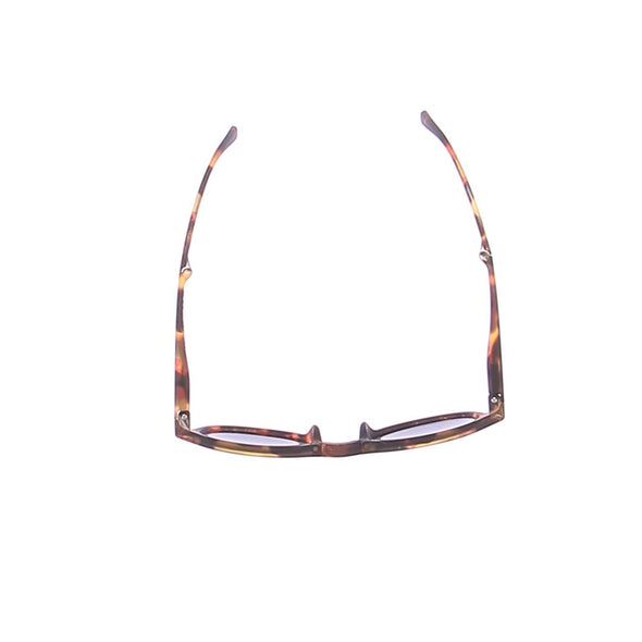 Lunettes de soleil écailles