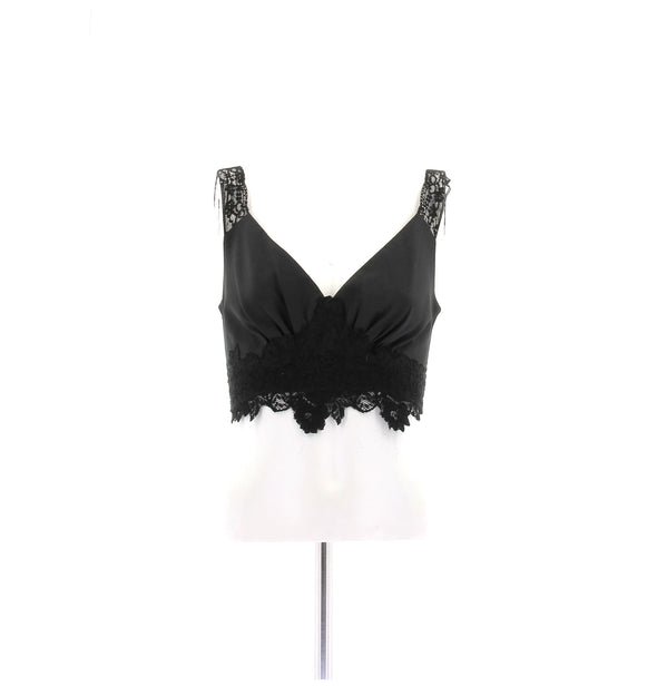 Top noir à dentelle