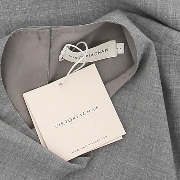 Top gris sans manches