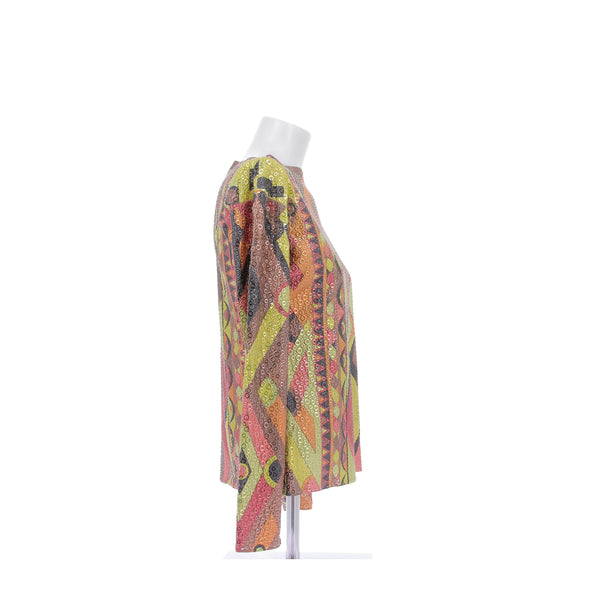 Top multicolore à oeillets