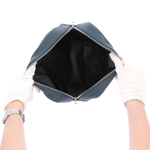 Trousse de toilette en cuir "Wearable"