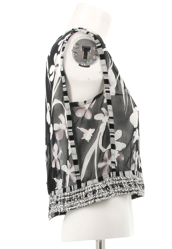 Top noir à imprimé floral