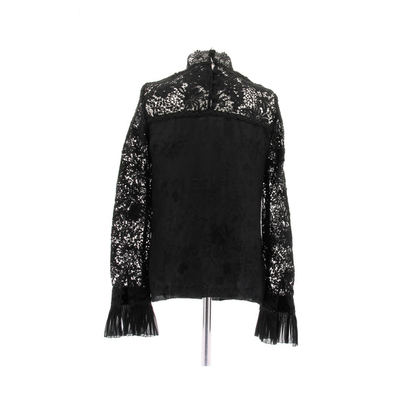 Top en dentelle noir