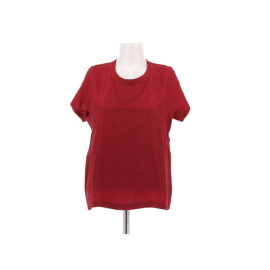 Top en soie rouge