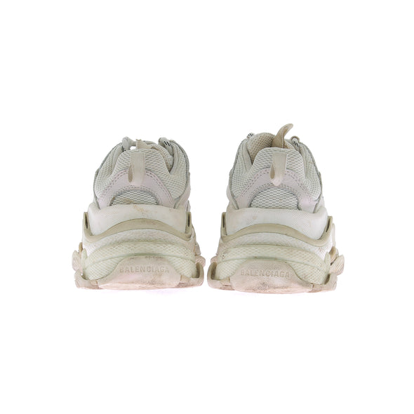 Baskets crèmes "Triple S"