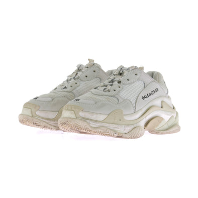 Baskets crèmes "Triple S"