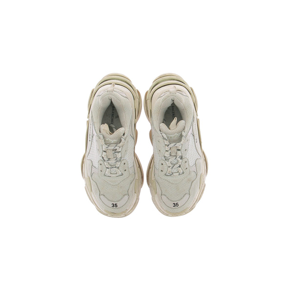 Baskets crèmes "Triple S"