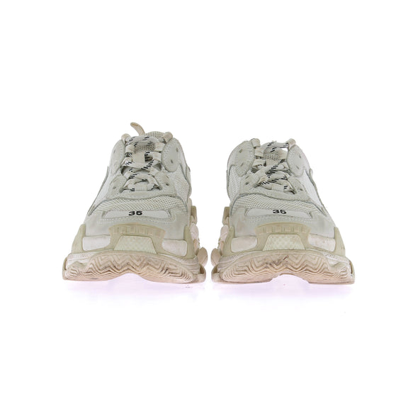 Baskets crèmes "Triple S"