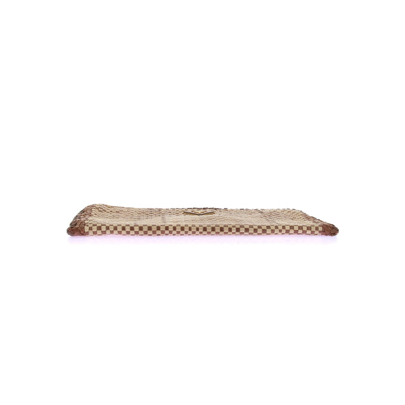 Pochette en cuir tressé