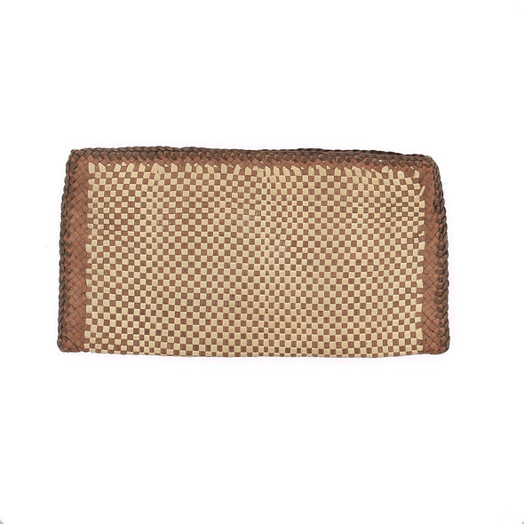 Pochette en cuir tressé
